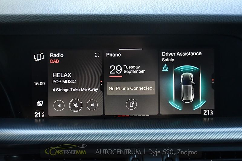 Alfa Romeo Stelvio 2.2D 16V 154kW Veloce AT8-Q4 - fotka 36 z 51