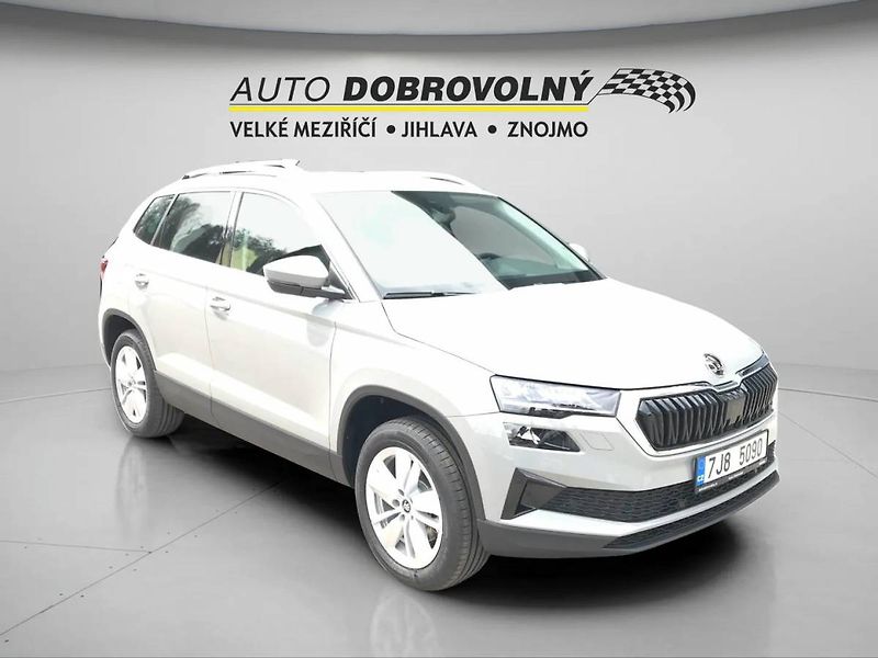 Škoda Karoq Top Selection 1,5 TSI/110 kW D - fotka 3 z 18