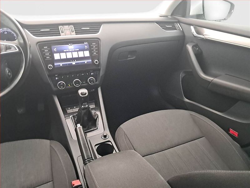 Škoda Octavia (2017) 1.6 TDI, ČR,1.maj, Serv.kniha - fotka 7 z 17