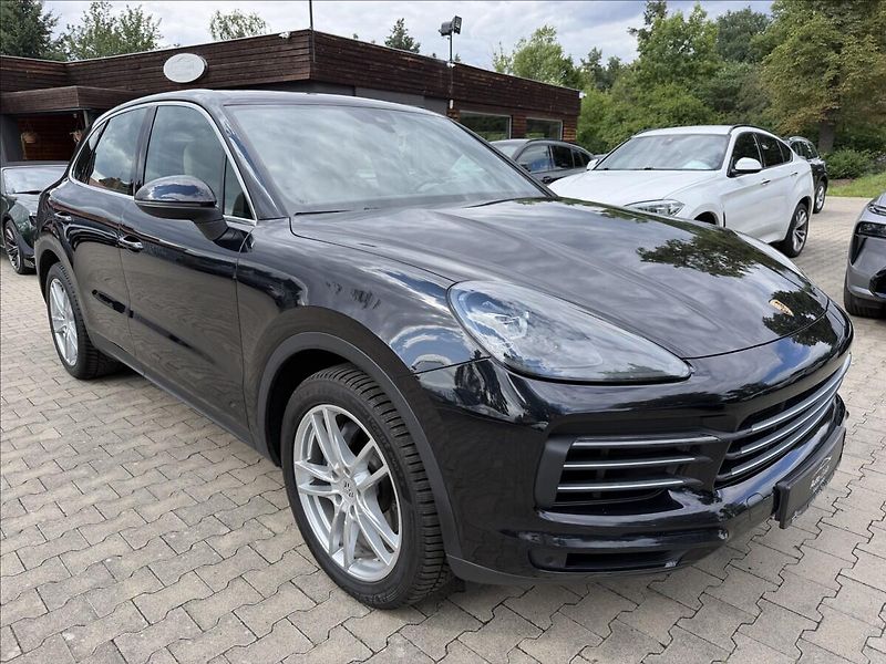 Porsche Cayenne 3.0 V6 Vzduch - fotka 1 z 26