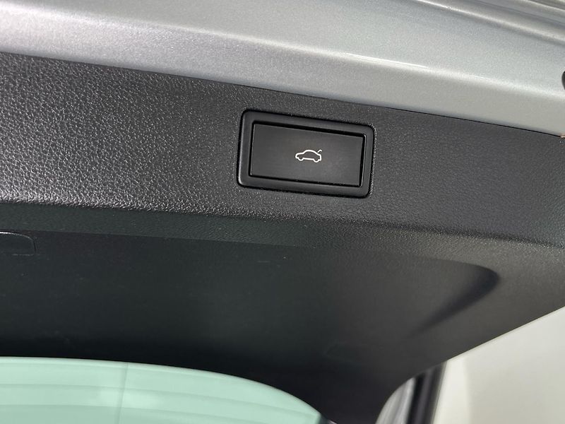 Škoda Kamiq Monte Carlo DSG - fotka 30 z 32