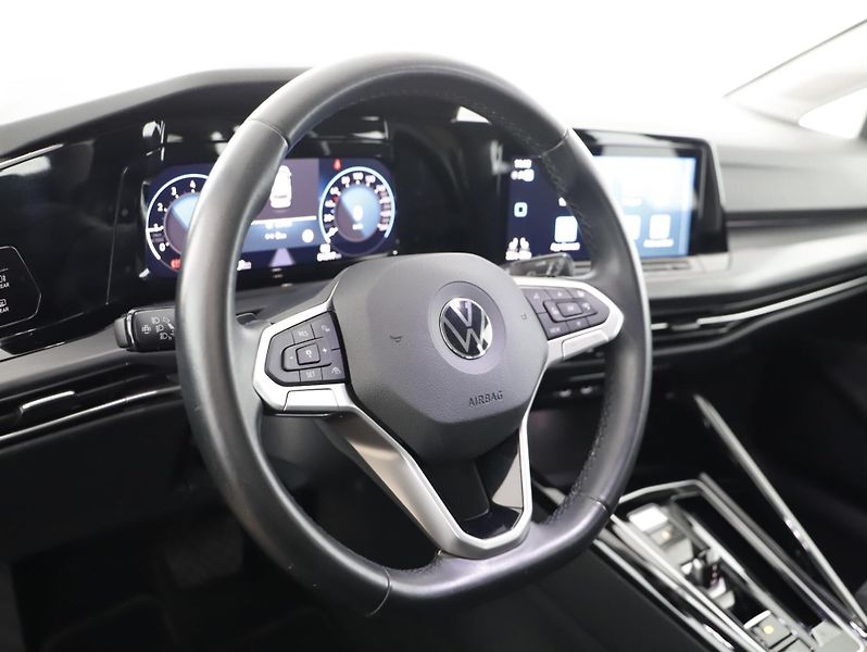 Volkswagen Golf 1.5eTSI 96kW STYLE - fotka 12 z 26