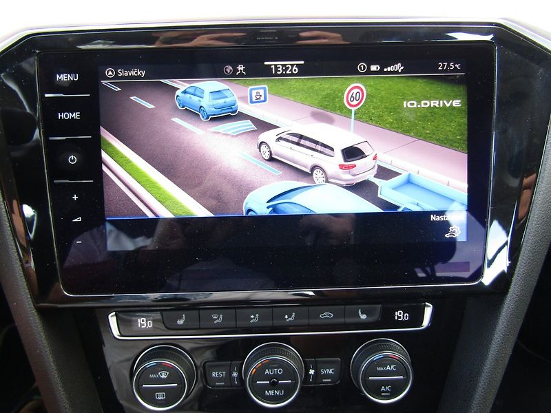 Volkswagen Passat Variant (2020) 2.0 TDI 110kW DSG  ACC - fotka 40 z 45