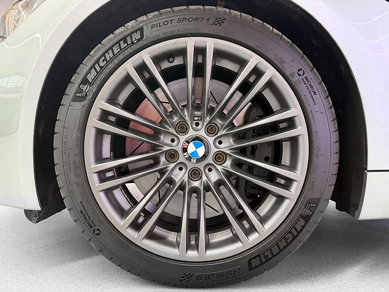 BMW M3 COUPE, NAVIGACE, CARBON, SPORT - fotka 9 z 24