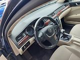 Škoda Superb (2011) Combi 2.0TDi DSG 125kW - náhled 7