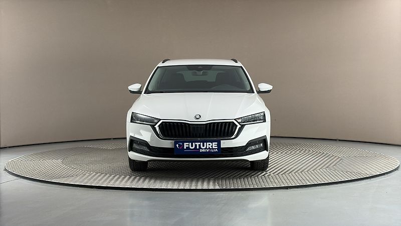 Škoda Octavia 2.0 TDI Ambition Combi - fotka 3 z 27