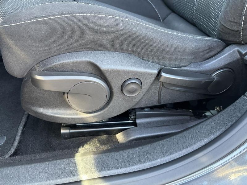 Opel Astra 1,7 CDTi 81kW Cosmo NAVI TAŽNÉ - fotka 11 z 34