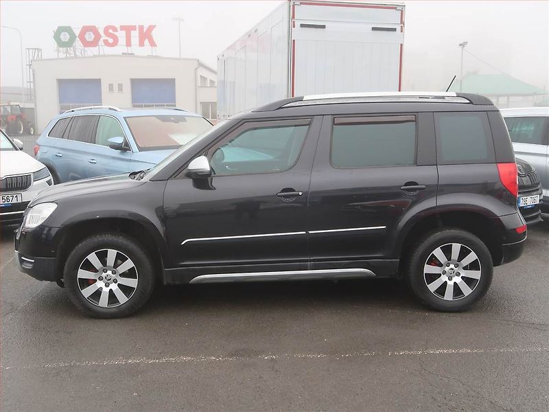 Škoda Yeti (2011) 2.0 TDI, Navi, Xenony - fotka 3 z 19