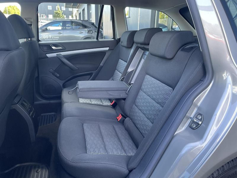 Škoda Octavia AMBIENTE 1.2 TSI 77 kW - ZTP - fotka 5 z 20