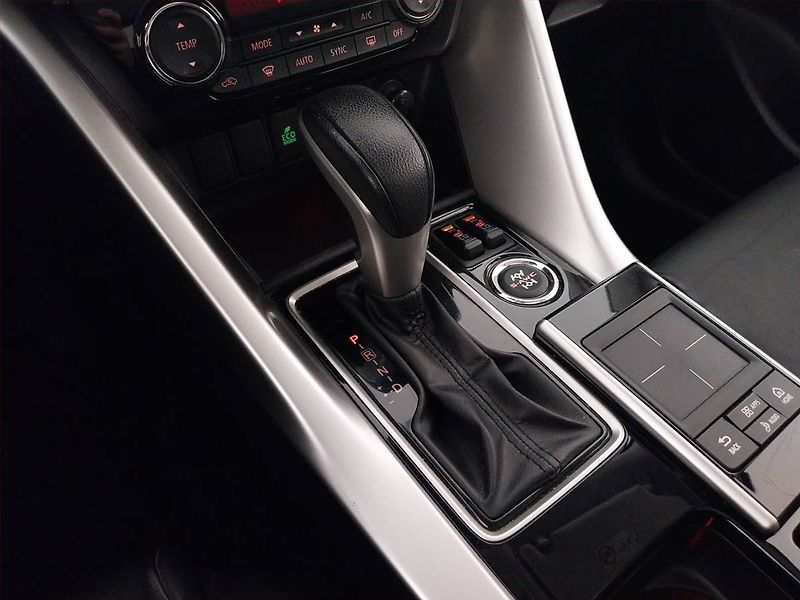 Mitsubishi Eclipse Cross (2019) Instyle 1.5 T-MIVEC, 4X4 - fotka 13 z 23