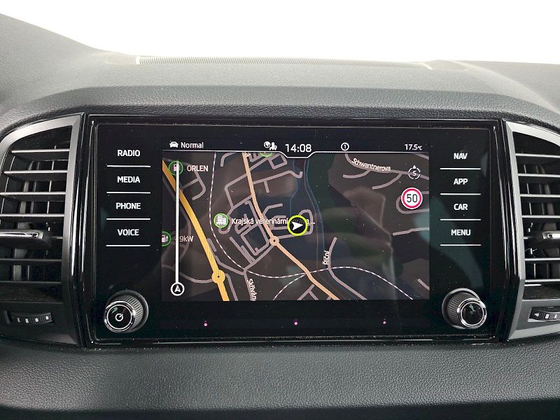 Škoda Karoq (2025) 1.5TSI 110kW DSG SPORTLINE TAŽ - fotka 14 z 33