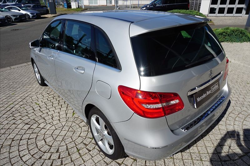 Mercedes-Benz Třídy B 1,8 B 200d - fotka 6 z 18