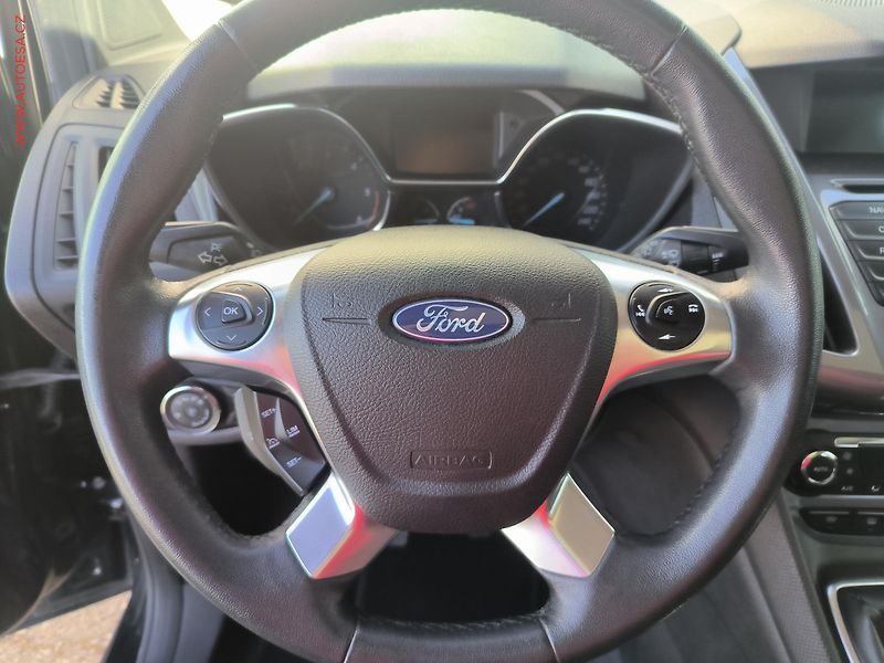 Ford Tourneo Connect (2015) 1.6TDCi MAXi, Titanium, navi - fotka 17 z 21