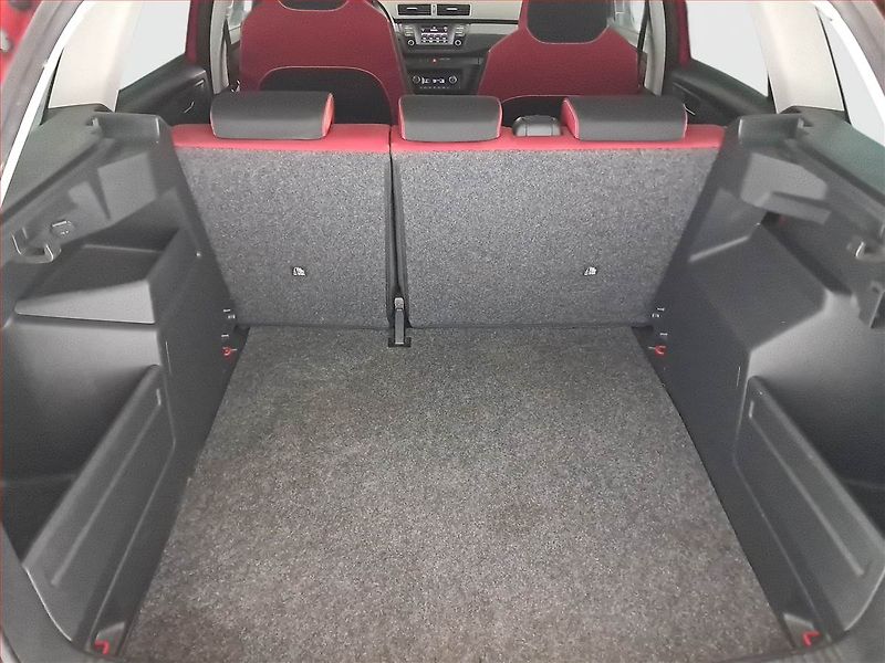 Škoda Fabia (2016) Monte Carlo 1.2 TSI, Tempomat - fotka 14 z 17