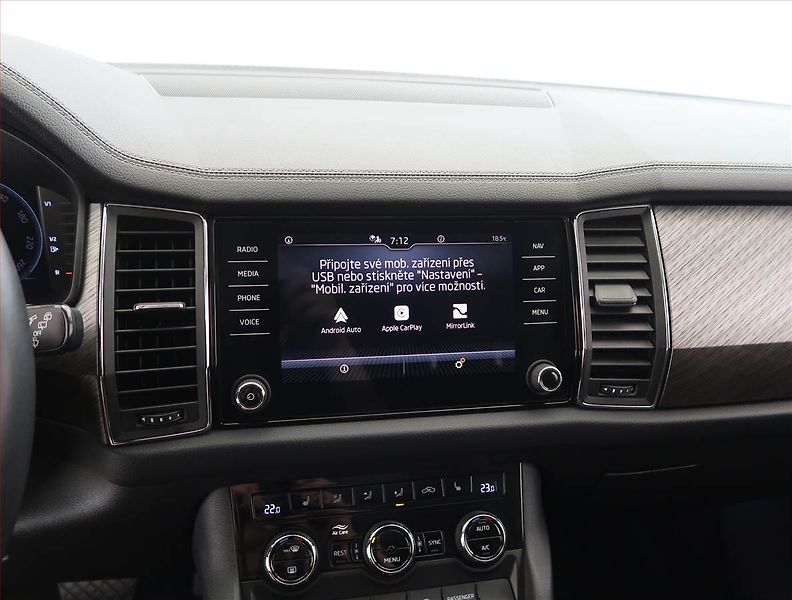 Škoda Kodiaq (2023) Style 2.0 TDI, digi klima - fotka 17 z 27