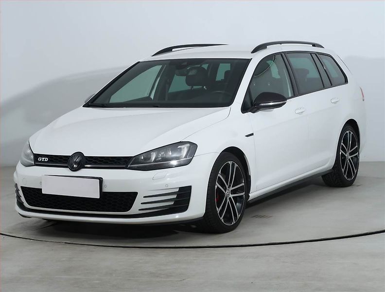 Volkswagen Golf (2016) 2.0 TDI GTD, Serv.kniha, Navi - fotka 2 z 20