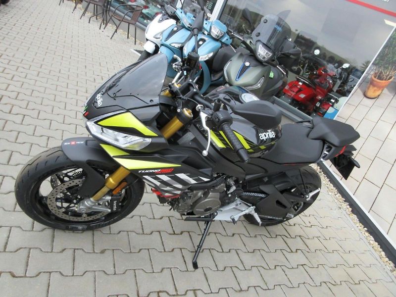 Aprilia (2026) Tuono 660 Factory e5+ - fotka 5 z 13