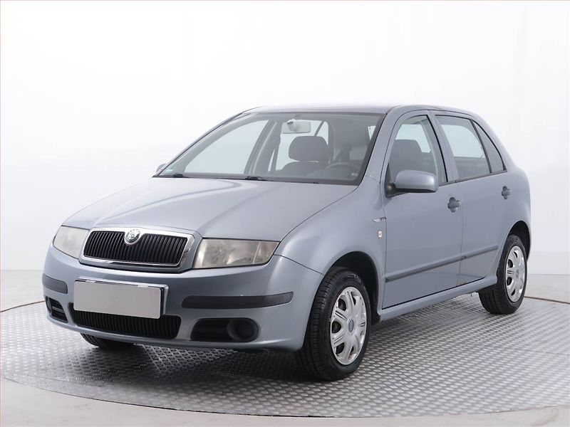 Škoda Fabia (2005) 1.4 16V, nová STK - fotka 2 z 15