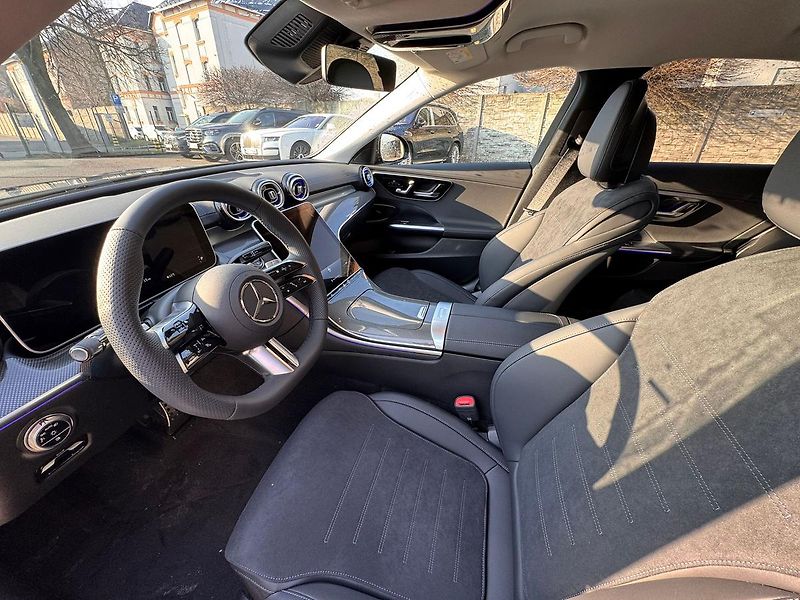 Mercedes-Benz Třídy C (2025) C 220 d 4MATIC - fotka 10 z 23