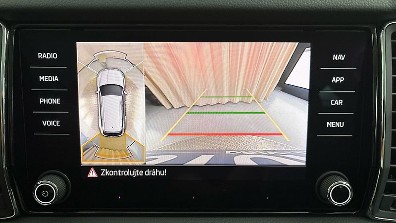 Škoda Kodiaq 2.0 TDI DSG 4x4 L&K - fotka 12 z 34
