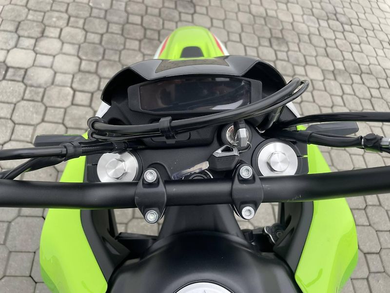 CFMOTO (2026) 250 Dual Sport EU5+ - fotka 12 z 14