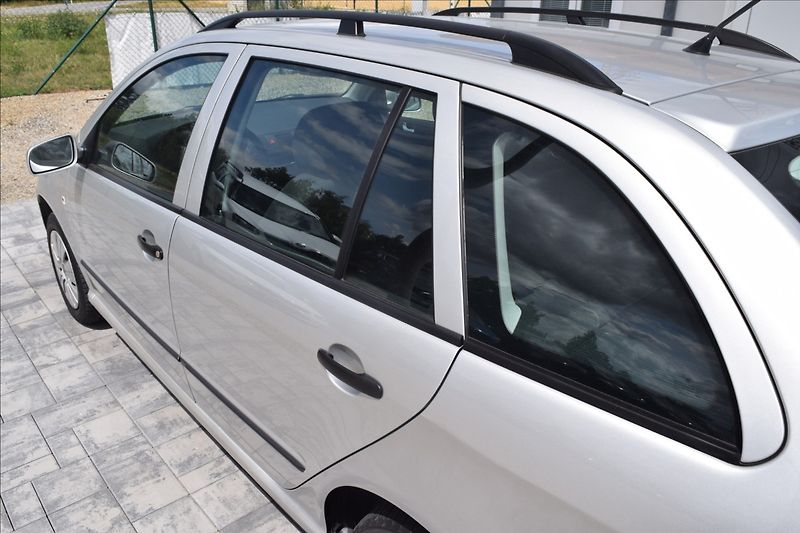 Škoda Fabia 1,4 i 55KW NOVÁ STK AUTOMAT - fotka 11 z 44