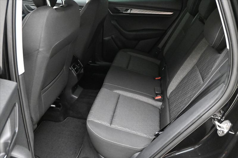 Škoda Karoq 1,5 TSI 110kW DSG Style Záruka - fotka 14 z 31