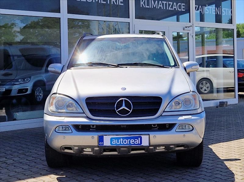 Mercedes-Benz Třídy M 2,7 CDI 120kW AUTO  ML 270 CDI - fotka 8 z 33
