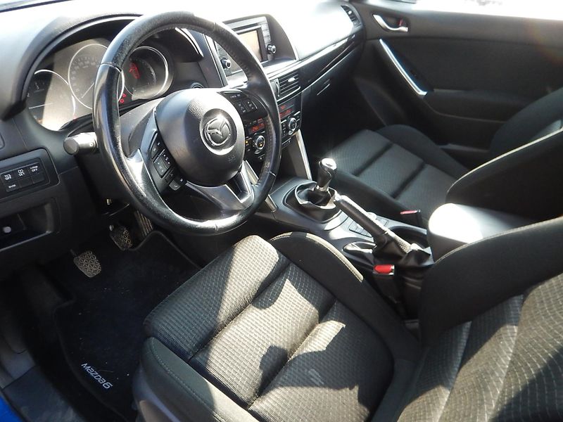 Mazda CX-5 2.2 d 110 kw - fotka 11 z 14