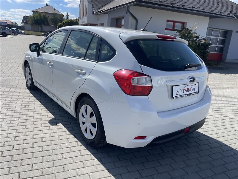 Subaru Impreza 1,6 i 84kw AWD Euro5 serviska - fotka 33 z 36