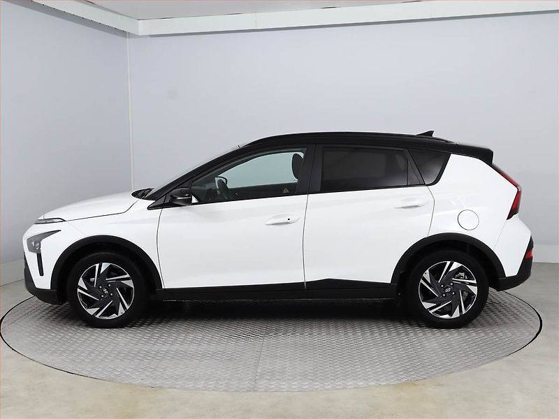 Hyundai Bayon (2024) 1.0 T-GDI - fotka 3 z 21