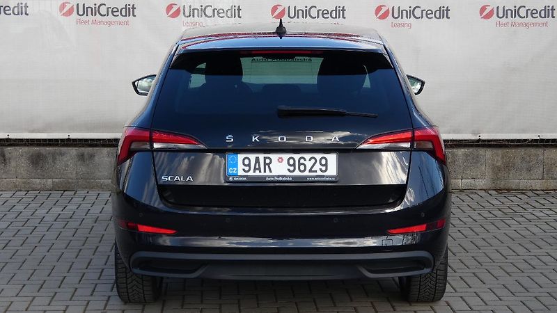Škoda Scala 1.0 TSI Style DSG - fotka 4 z 22