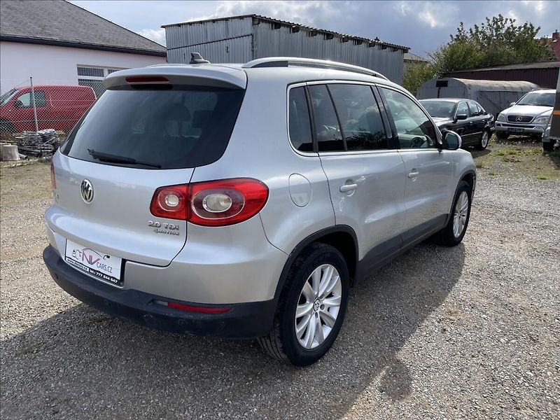 Volkswagen Tiguan 2,0 TDi 4-Motion 125kw VADA MO - fotka 4 z 25