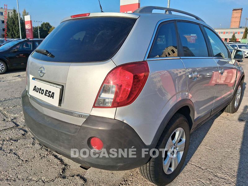 Opel Antara (2013) 2.2 CDTi 4x4, autoAC - fotka 2 z 3