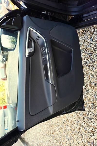 Volvo XC60 (2012) 2,0 D3 120 kW - fotka 22 z 35