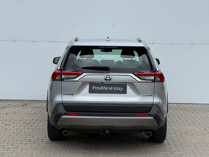 Toyota RAV4 2.5 HSD e-CVT AWD Comfort - fotka 9 z 28