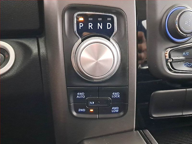 RAM 1500 (2020) 5.7 V8 Hemi - fotka 13 z 18
