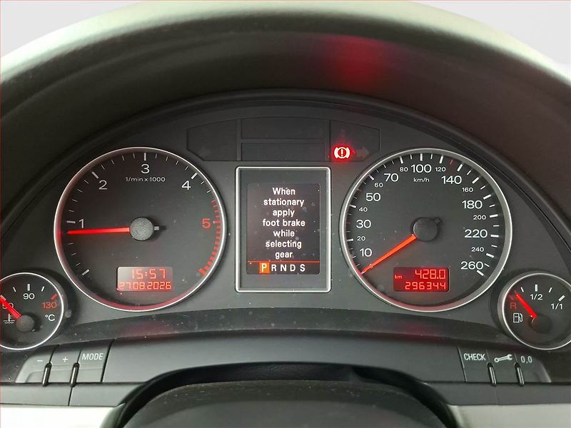 Audi A4 (2007) 2.7 TDI, Automat, rezervace - fotka 11 z 15