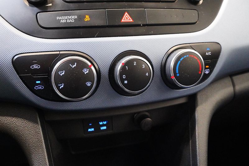 Hyundai i10 - fotka 21 z 25