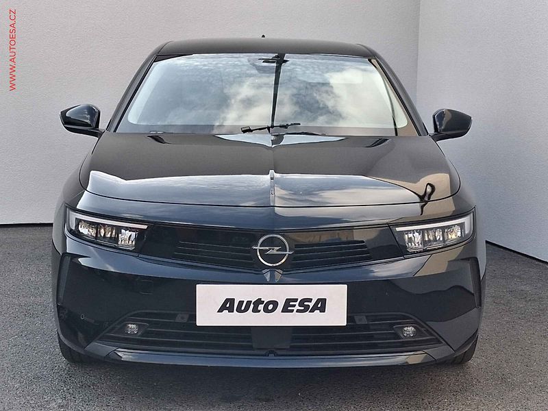 Opel Astra (2023) 1.2T, Elegance, AT, LED, - fotka 2 z 20