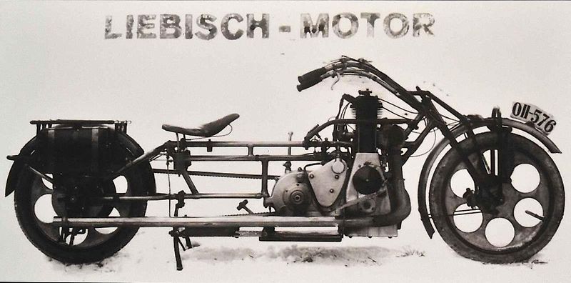 Cestovní z roku 1930.