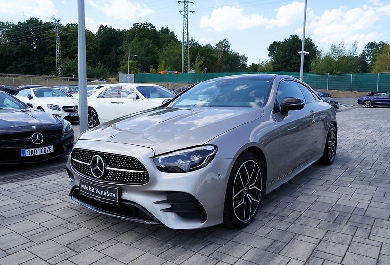 Mercedes-Benz Třídy E E 220d AMG Avantgarde/195 PS - fotka 2 z 41