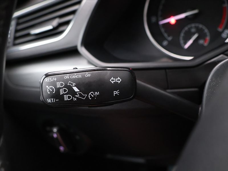 Škoda Superb 2,0 TDI 110kW Style CZ DPH - fotka 16 z 27