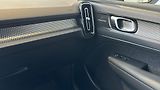 Volvo XC40 (2025) ULTRA DARK, B4 FWD, 145+10 kW - náhled 8