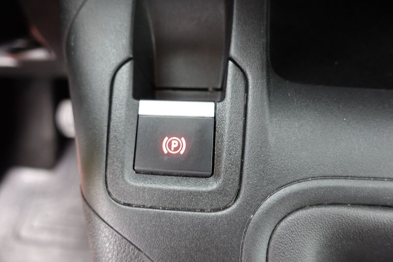 Toyota ProAce 1.5 D4-D 100 - 6 MT Active Car - fotka 16 z 25