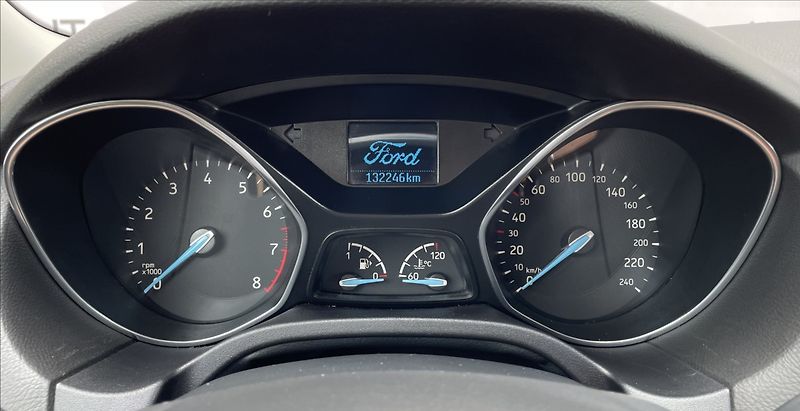 Ford Focus 1,0 i,92kW,ČR,DPH,STK 7/28 - fotka 14 z 22