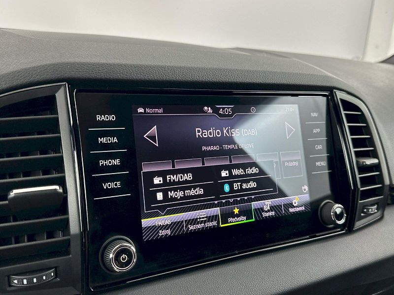 Škoda Karoq (2025) DSG 1.5TSI 110kW SportLine - fotka 17 z 36