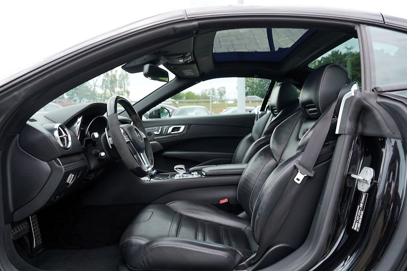 Mercedes-Benz SL 63 AMG Performance/ČR/570PS - fotka 34 z 50