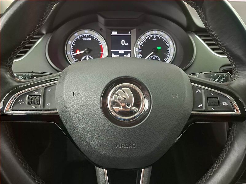 Škoda Octavia (2018) Style 1.4 TSI, Automat - fotka 16 z 18