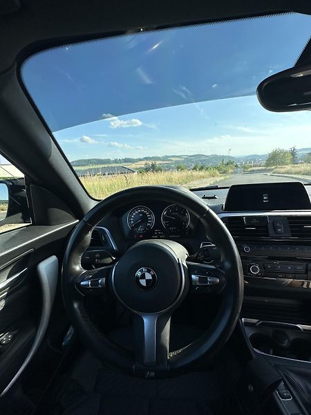 BMW Řada 2 (2018) BMW F22 218D - fotka 5 z 8